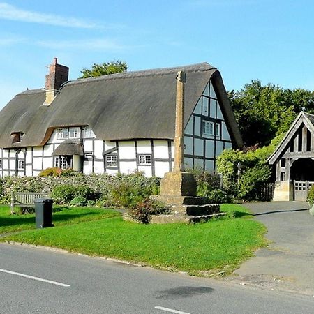 Inviting 3-Bedroom Lodge In Ashton Under Hill Evesham Extérieur photo