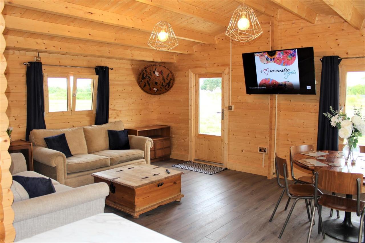 Inviting 3-Bedroom Lodge In Ashton Under Hill Evesham Extérieur photo